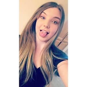 Meet your Posher, Alexis